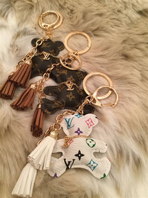 louis vuitton keyring bear|Louis Vuitton key holder.